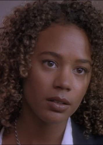 Rachel True