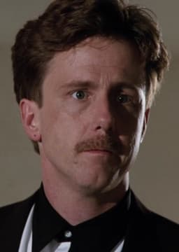 Richie Tozier (Adult)