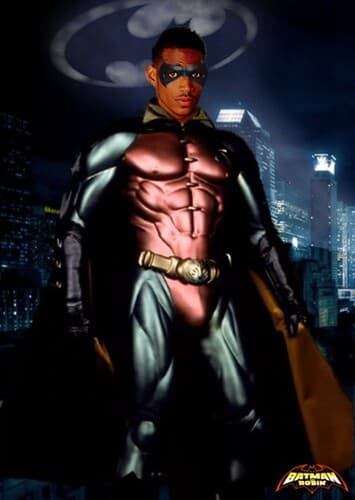 Robin (Drake Winston)