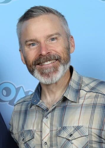 Roger Craig Smith