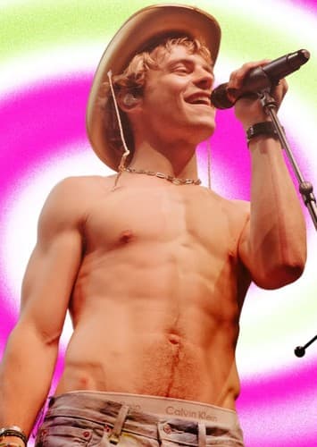 Ross Lynch