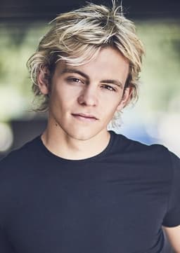 Ross Lynch