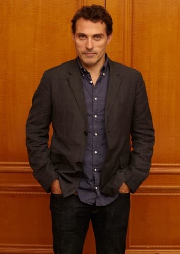 Rufus Sewell