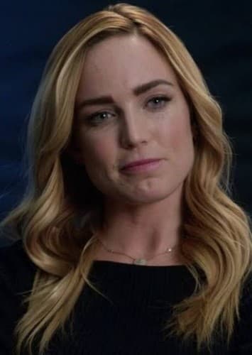 Sara lance