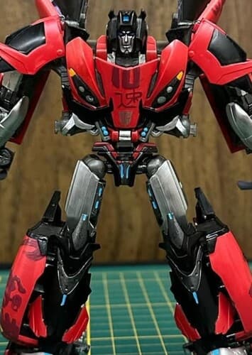 Sideswipe