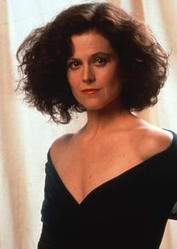 Sigourney Weaver