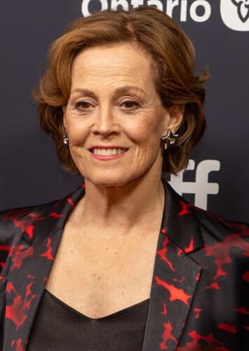 Sigourney Weaver