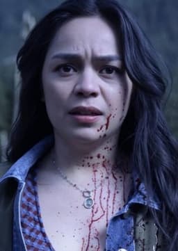 Stefani Reyes (Santiago Reyes)