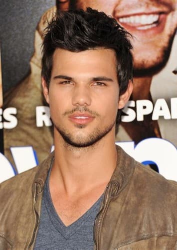 Taylor Lautner