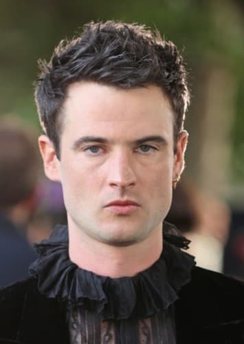 Tom Sturridge