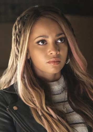 Toni Topaz