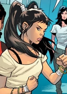 Traci Thirteen