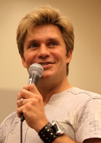 Vic Mignogna