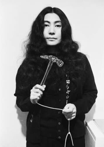 Yoko Ono
