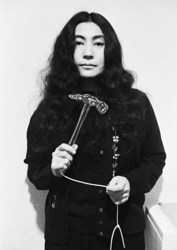 Yoko Ono