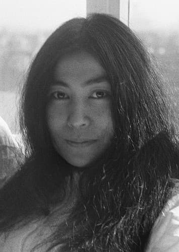 Yoko Ono