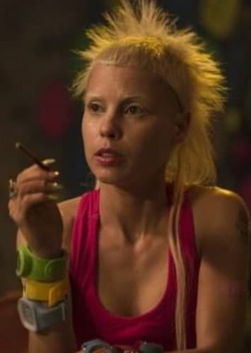 Yolandi