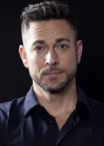 Zachary Levi