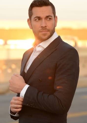 Zachary Levi