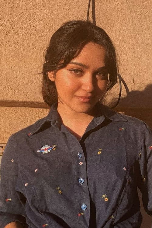 Ariela Barer