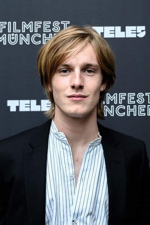 Louis Hofmann