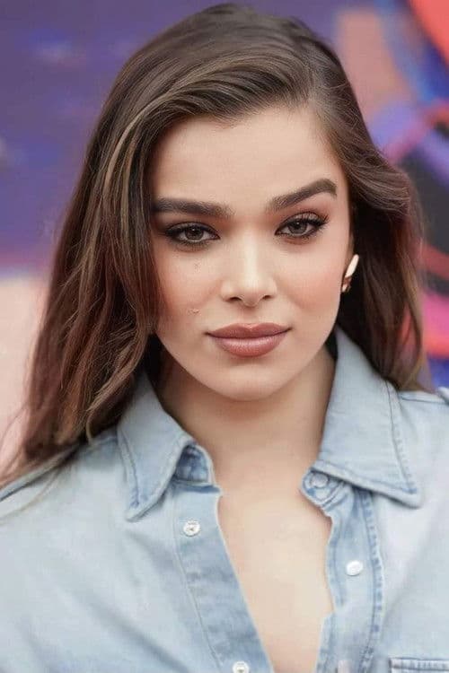 Hailee Steinfeld