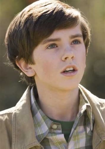 Freddie Highmore